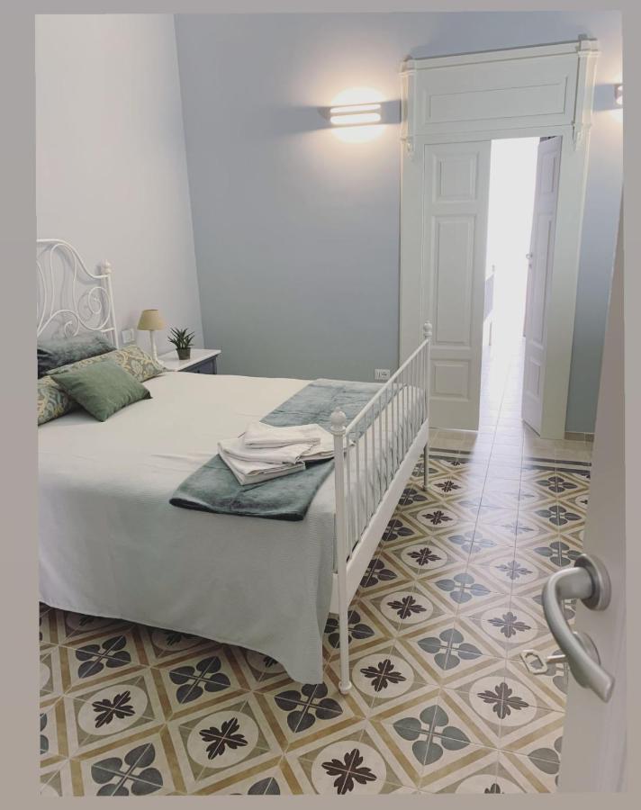 B&B Puglia D'Amare Lizzano  Buitenkant foto
